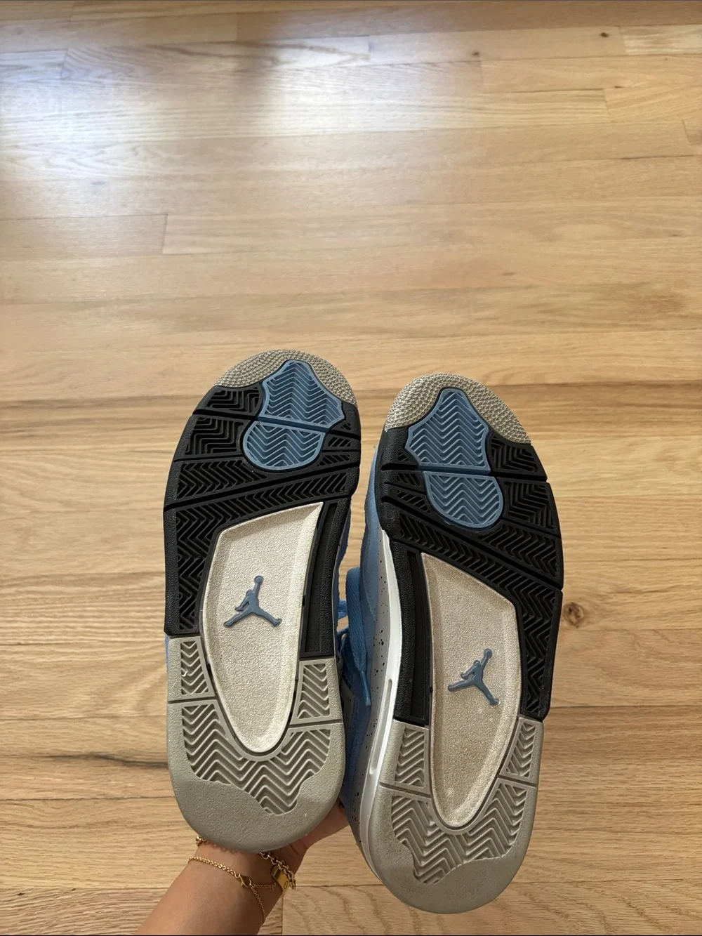 Air Jordan 4 Retro “University Blue” (also called Jordan 4 UNC/University Blue)